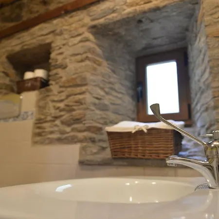 Holiday home Molino Casa Maquia De Medin O Pino
