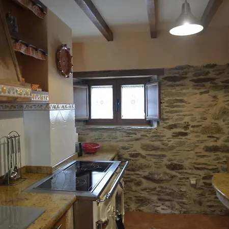 Holiday home Molino Casa Maquia De Medin